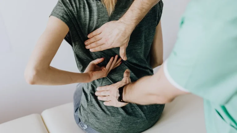 When Should You See a Chiropractor for Lower Back Pain?