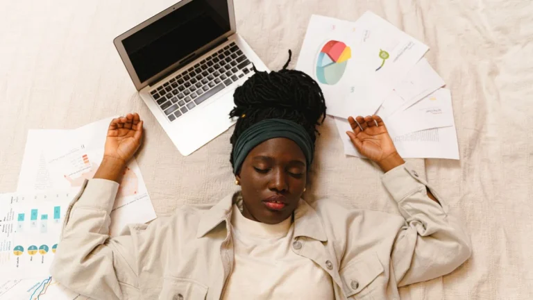 What Is Fibromyalgia and What Are the Symptoms?