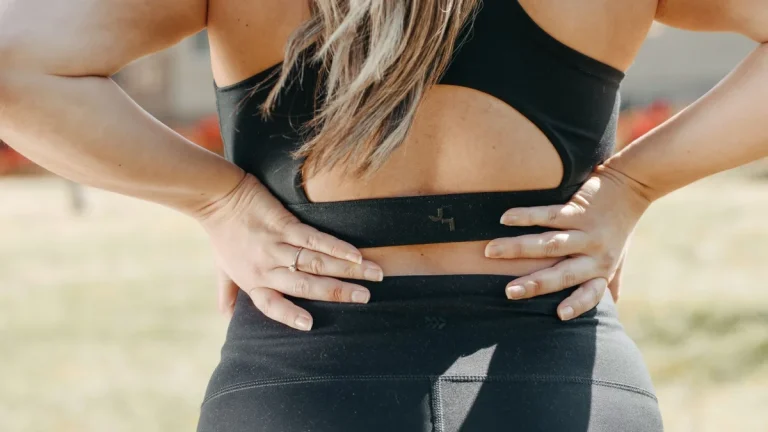 What Causes Lower Back Pain in Females?